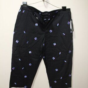 BRIGGS NEW YORK Black Capri Embroidered Flip Flop Pattern - Women's 18 NWT's